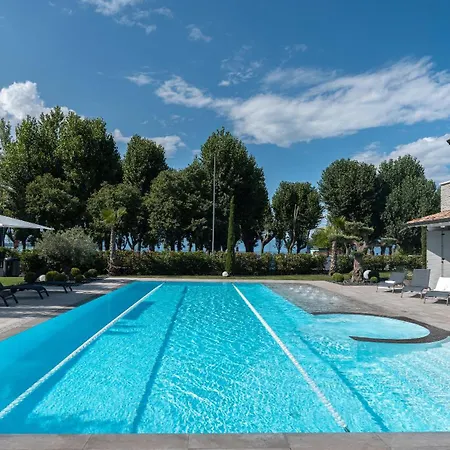 Front * Sirmione